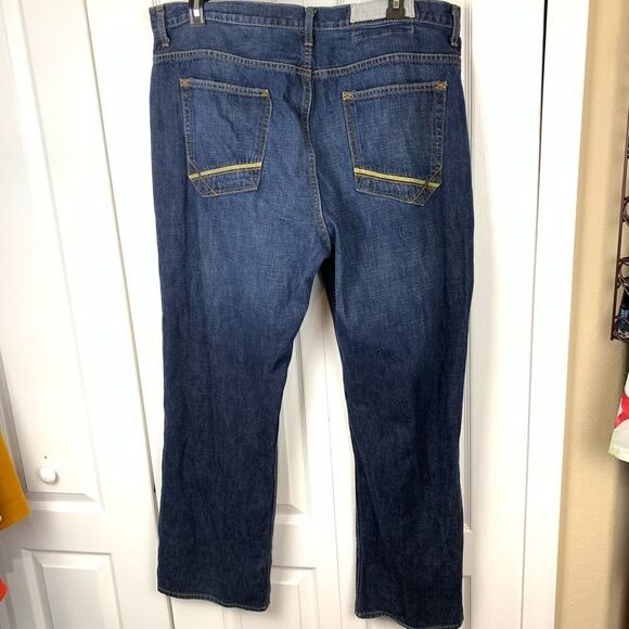 Nautica Relaxed Fit Jeans - Picture 2 of 4